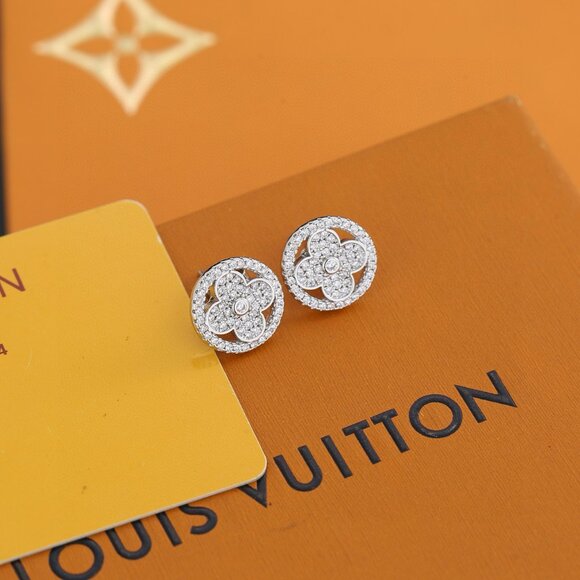✨✨Louis Vuitton earrings - Picture 2 of 6